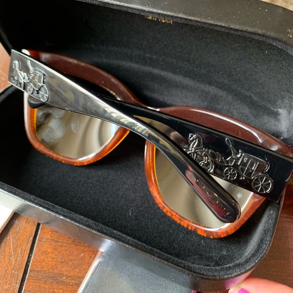 SOLDβοΈAuthentic Coach 56 Oversized Square glitter - Picture 2 of 8